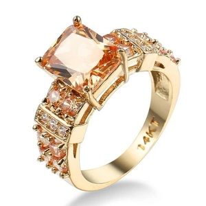 14k Gold Cubic Zirconia Ring